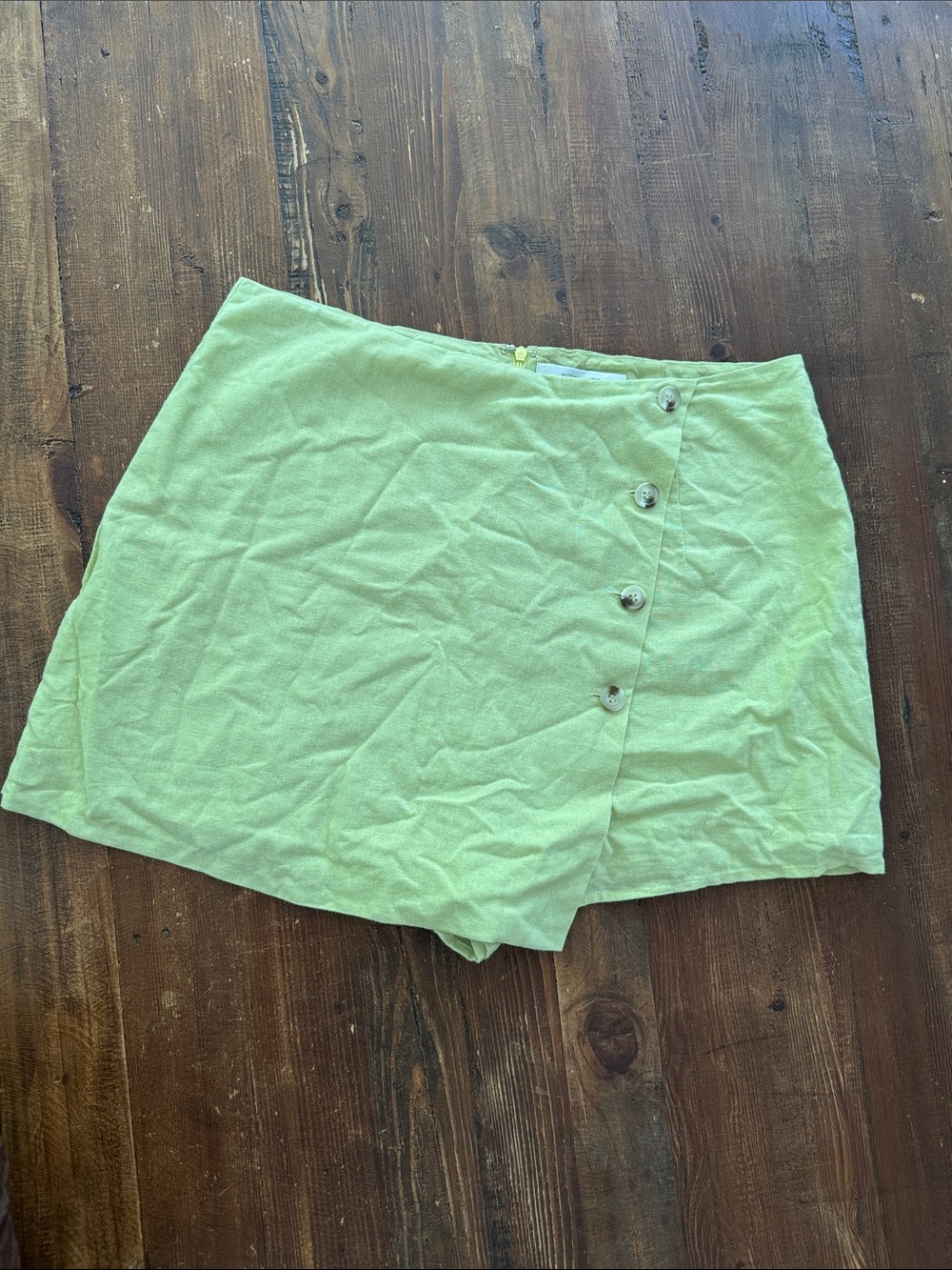 Anthropologie Light Green Button-Front Skort size Large